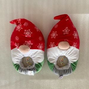 Squishmallows Gnome Plush Christmas Slippers Holiday Size 13/1 Children's